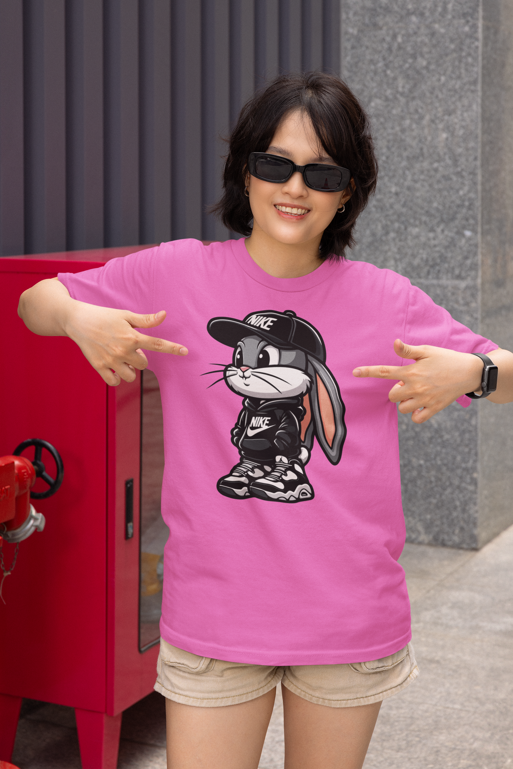 Bugs Bunny Streetwear T-Shirt pink gildan 5000